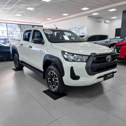TOYOTA HILUX 2.8 D-4D TURBO DIESEL CD POWER PACK 4X4 AUTOMÁTICO TOYOTA HILUX 2.8 D-4D TURBO DIESEL CD POWER PACK 4X4 AUTOMÁTICO
